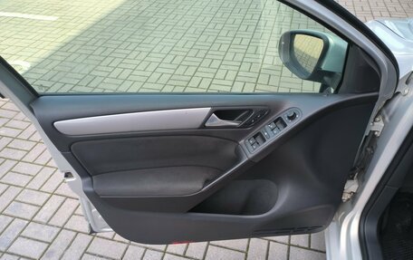 Volkswagen Golf VI, 2011 год, 600 000 рублей, 13 фотография
