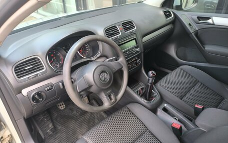 Volkswagen Golf VI, 2011 год, 600 000 рублей, 26 фотография