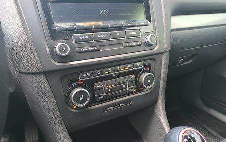 Volkswagen Golf VI, 2011 год, 600 000 рублей, 22 фотография