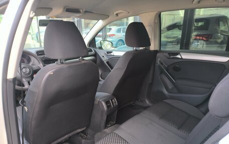 Volkswagen Golf VI, 2011 год, 600 000 рублей, 28 фотография