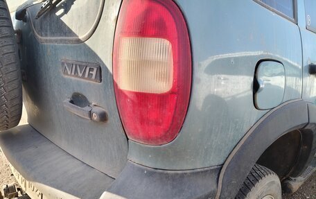 Chevrolet Niva I рестайлинг, 2006 год, 103 000 рублей, 6 фотография