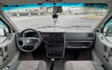 Volkswagen Transporter T4, 2002 год, 1 650 000 рублей, 10 фотография