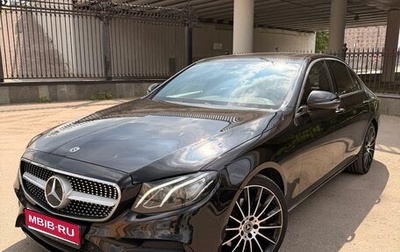 Mercedes-Benz E-Класс, 2019 год, 3 500 000 рублей, 1 фотография