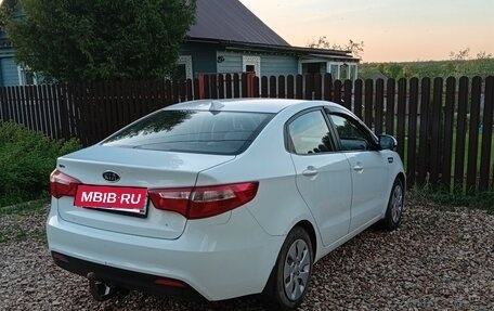KIA Rio III рестайлинг, 2012 год, 640 000 рублей, 2 фотография