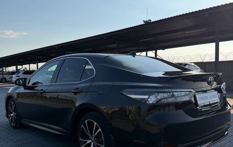 Toyota Camry, 2020 год, 3 350 000 рублей, 9 фотография