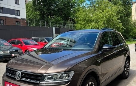Volkswagen Tiguan II, 2019 год, 2 700 000 рублей, 9 фотография