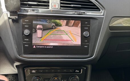 Volkswagen Tiguan II, 2019 год, 2 700 000 рублей, 22 фотография