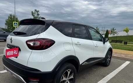 Renault Kaptur I рестайлинг, 2021 год, 1 500 000 рублей, 4 фотография