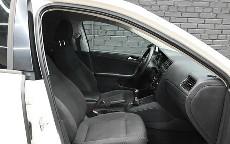 Volkswagen Jetta VI, 2014 год, 1 050 000 рублей, 12 фотография