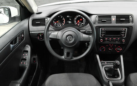 Volkswagen Jetta VI, 2014 год, 1 050 000 рублей, 11 фотография