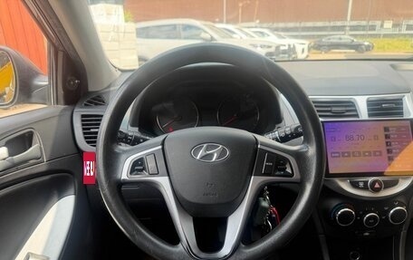 Hyundai Solaris II рестайлинг, 2012 год, 665 000 рублей, 10 фотография
