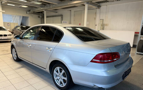 Volkswagen Passat B7, 2011 год, 979 000 рублей, 3 фотография