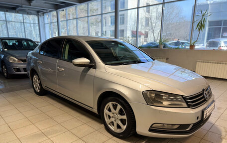 Volkswagen Passat B7, 2011 год, 979 000 рублей, 6 фотография