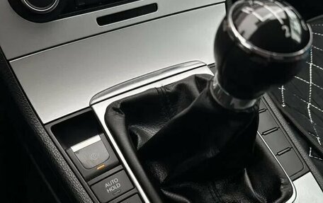 Volkswagen Passat B7, 2011 год, 979 000 рублей, 14 фотография