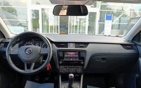 Skoda Octavia, 2018 год, 1 640 000 рублей, 16 фотография