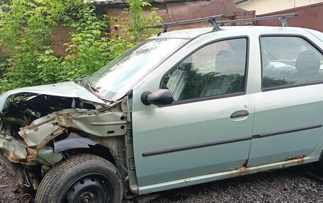 Renault Logan I, 2006 год, 95 000 рублей, 4 фотография