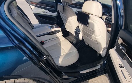 BMW 7 серия, 2012 год, 1 880 000 рублей, 19 фотография