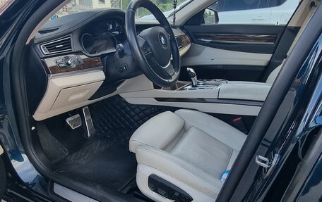 BMW 7 серия, 2012 год, 1 880 000 рублей, 12 фотография