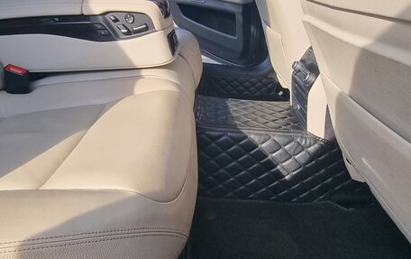 BMW 7 серия, 2012 год, 1 880 000 рублей, 17 фотография