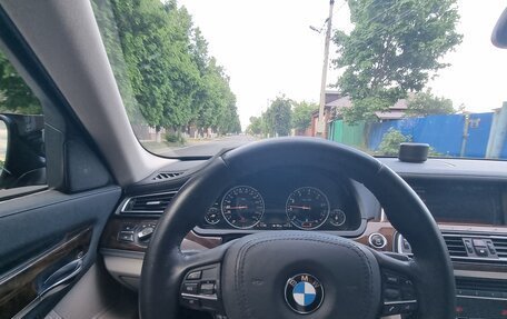BMW 7 серия, 2012 год, 1 880 000 рублей, 23 фотография