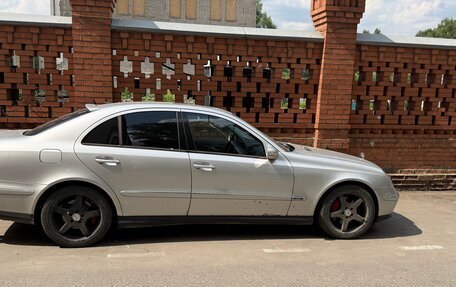 Mercedes-Benz E-Класс, 2003 год, 700 000 рублей, 6 фотография