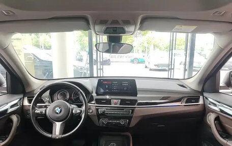 BMW X1, 2022 год, 2 000 000 рублей, 13 фотография