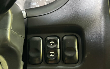 KIA Sportage IV рестайлинг, 2006 год, 299 000 рублей, 14 фотография