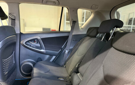 Toyota RAV4, 2007 год, 1 199 000 рублей, 15 фотография