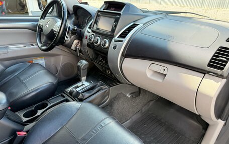 Mitsubishi Pajero Sport II рестайлинг, 2014 год, 1 650 000 рублей, 9 фотография