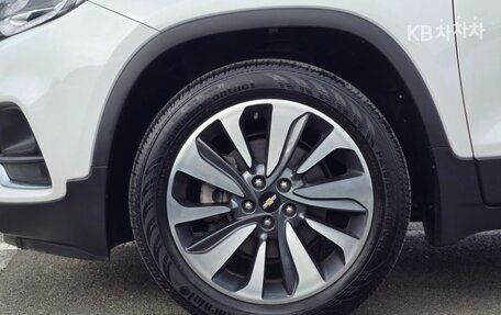 Chevrolet Trax, 2020 год, 1 090 000 рублей, 17 фотография
