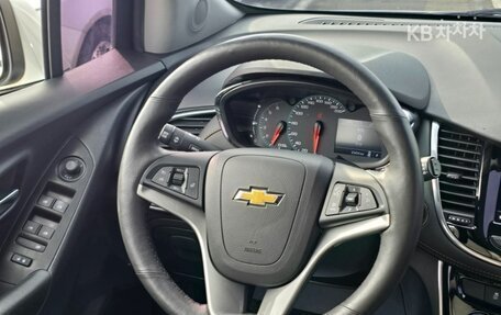 Chevrolet Trax, 2020 год, 1 090 000 рублей, 11 фотография