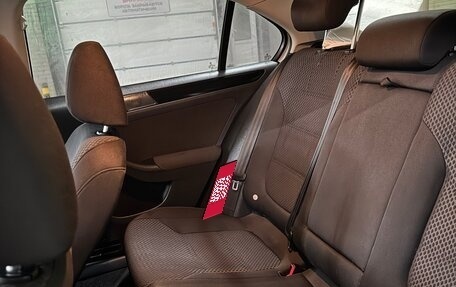 Volkswagen Jetta VI, 2011 год, 790 000 рублей, 8 фотография