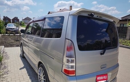 Nissan Serena II, 2002 год, 700 000 рублей, 6 фотография