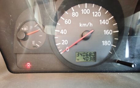 Nissan Serena II, 2002 год, 700 000 рублей, 16 фотография