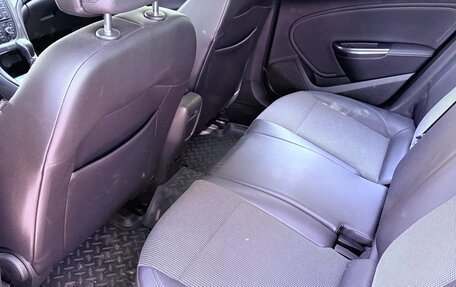 Opel Astra J, 2011 год, 800 000 рублей, 5 фотография