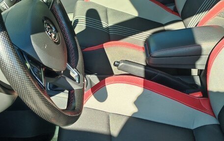 Skoda Rapid I, 2018 год, 1 040 000 рублей, 5 фотография