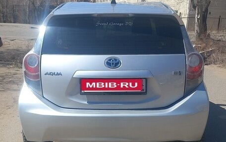 Toyota Aqua I, 2013 год, 740 000 рублей, 4 фотография