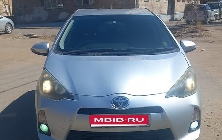 Toyota Aqua I, 2013 год, 740 000 рублей, 12 фотография