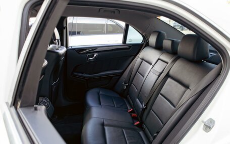 Mercedes-Benz E-Класс, 2011 год, 1 235 000 рублей, 18 фотография