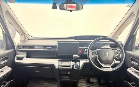 Honda Stepwgn IV, 2021 год, 2 699 000 рублей, 6 фотография