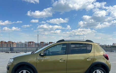 Renault Sandero II рестайлинг, 2016 год, 919 000 рублей, 2 фотография