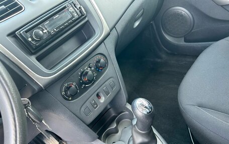 Renault Sandero II рестайлинг, 2016 год, 919 000 рублей, 14 фотография