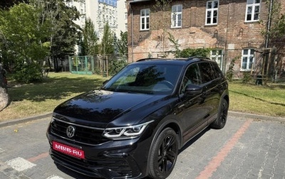 Volkswagen Tiguan II, 2021 год, 2 740 000 рублей, 1 фотография