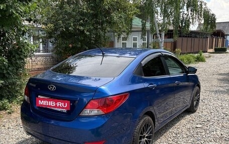 Hyundai Solaris II рестайлинг, 2011 год, 750 000 рублей, 6 фотография
