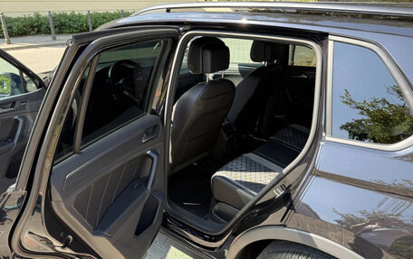 Volkswagen Tiguan II, 2021 год, 2 740 000 рублей, 16 фотография