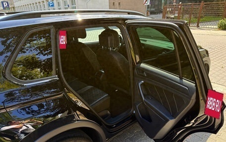 Volkswagen Tiguan II, 2021 год, 2 740 000 рублей, 12 фотография