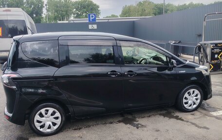 Toyota Sienta II, 2015 год, 1 150 000 рублей, 9 фотография