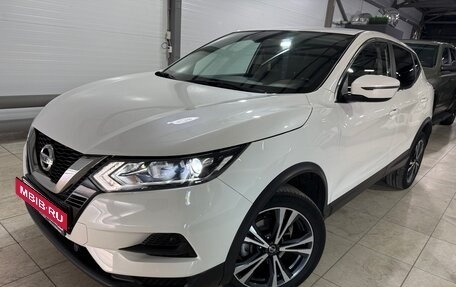 Nissan Qashqai, 2021 год, 2 100 000 рублей, 3 фотография