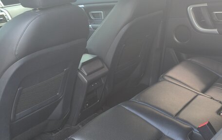 Land Rover Discovery Sport I рестайлинг, 2018 год, 2 500 000 рублей, 10 фотография