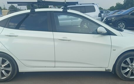 Hyundai Solaris II рестайлинг, 2012 год, 750 000 рублей, 10 фотография